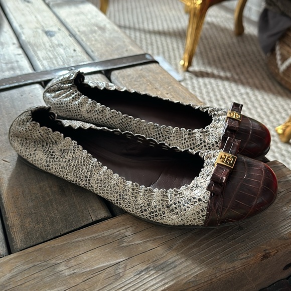 Two tone Tory Burch ballet flats - Picture 3 of 3